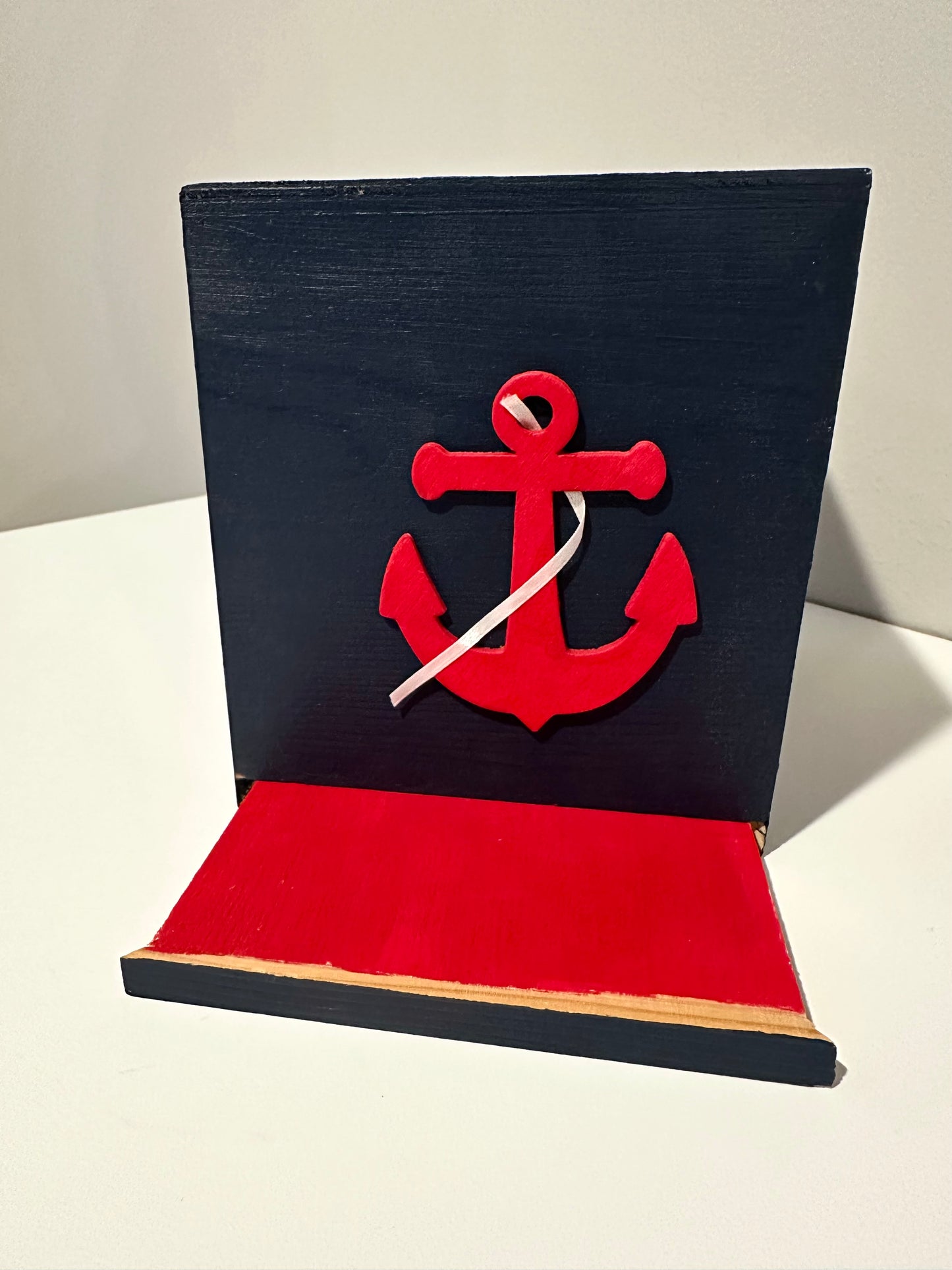 Anchor Tissue Box